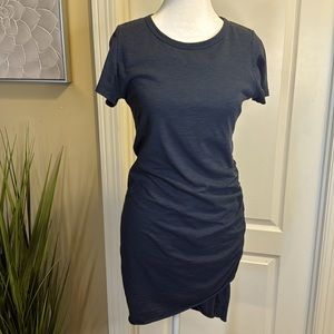 Wasabi+Mist Heather navy blue t-shirt dress with tulip bottom side gather M